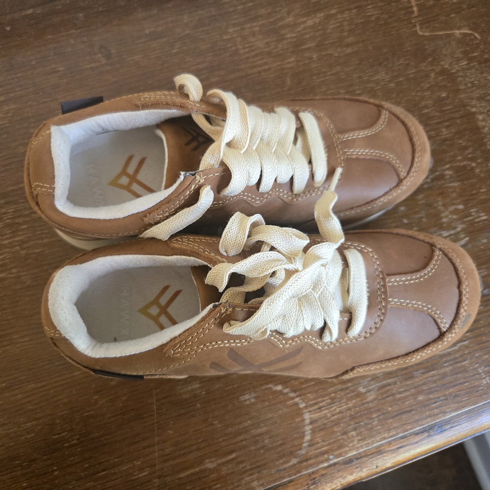 Hawk Women's Athletic Work Shoes